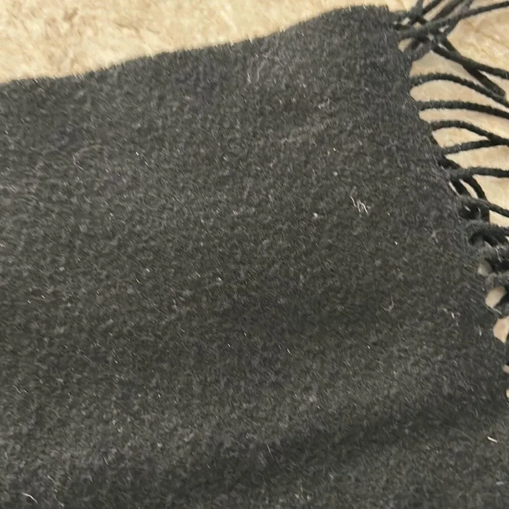 LONGCHAMP Black Cashmere Scarf